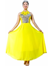Đầm yếm liền vàng kim sa