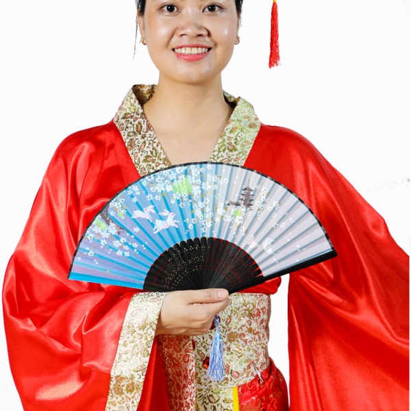 Cổ trang Trung Quốc nữ đỏ, đai vàng bản bự